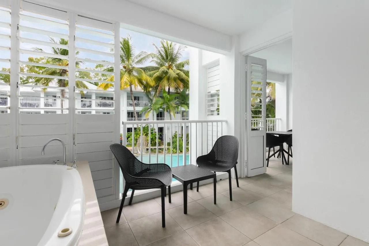 Beach Club Port Douglas Luxury Apartments